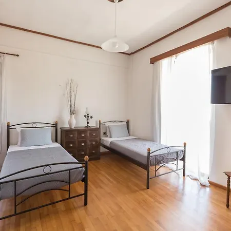 Διαμέρισμα Giardino Apt, Comfort With Views To Remember!