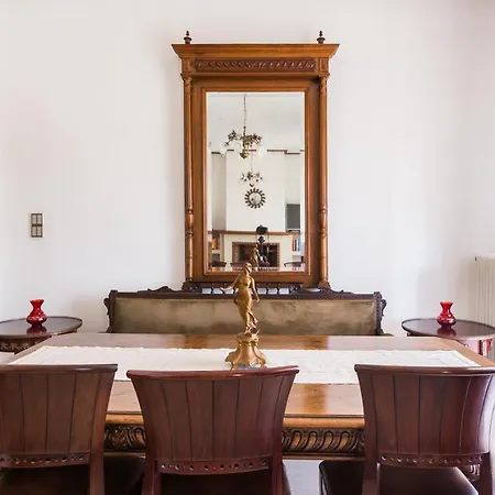 Giardino Apt, Comfort With Views To Remember! Apartmán